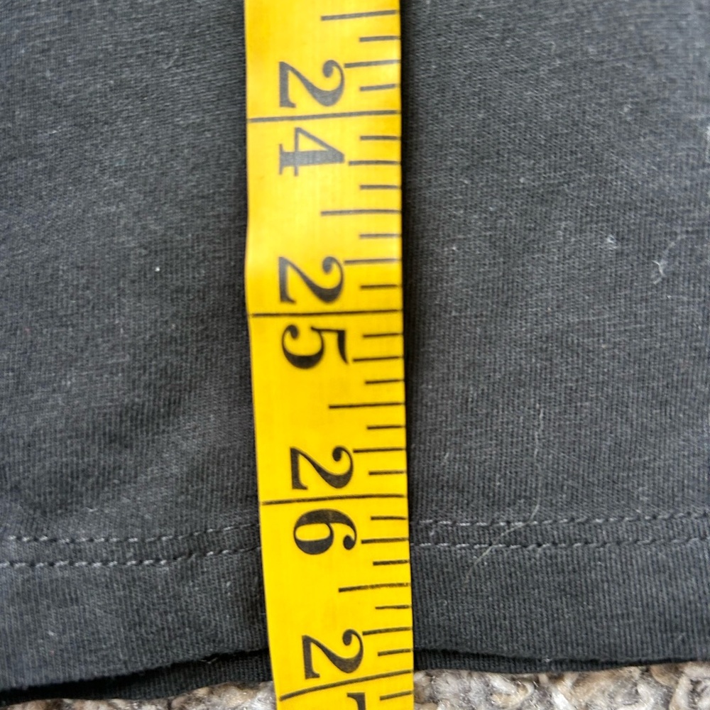 COACH Black and Gold Tee Shirt size Medium - Picture 4 of 7